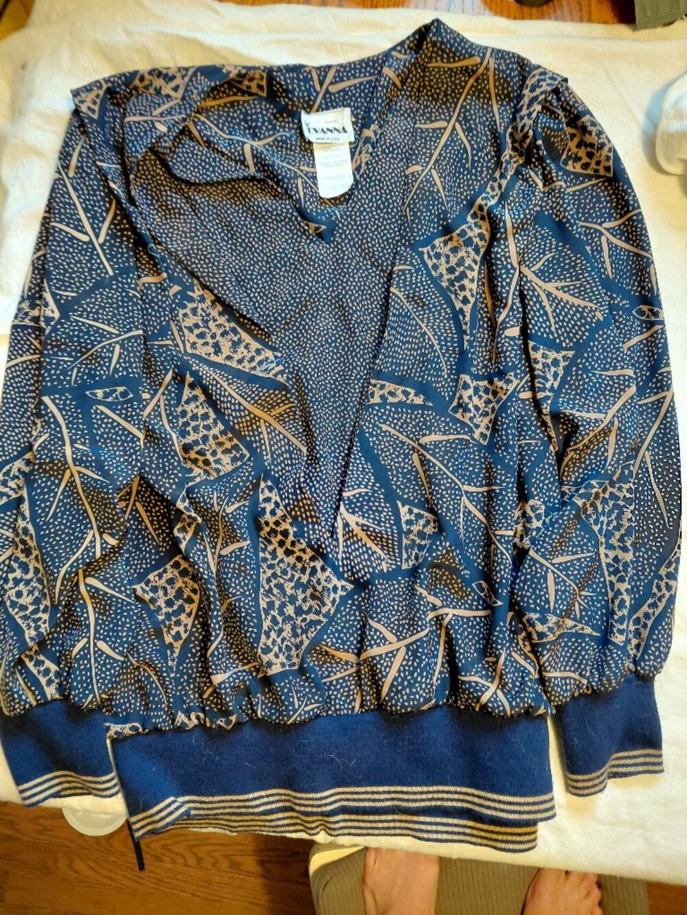Vintage 80s Evanna Abstract Print Pullover Blouse Blue Oversized Retro Sweater
